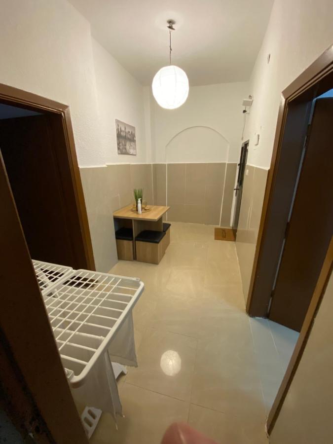 Apartamento Horses House Karak Exterior foto